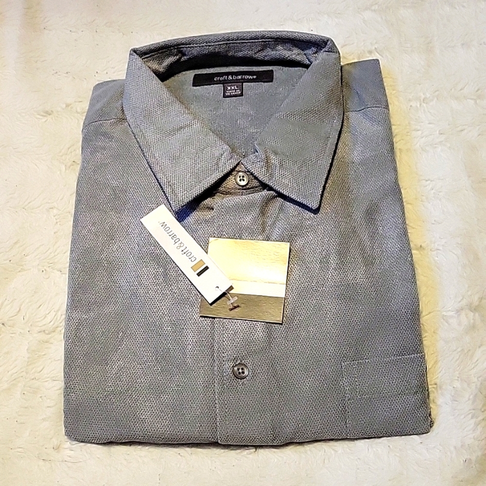 Mens long sleeve button down new with tags